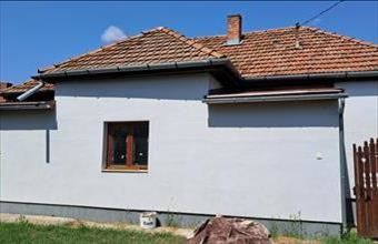 Eladó Tiszatenyői családi ház hirdetés (56544533)