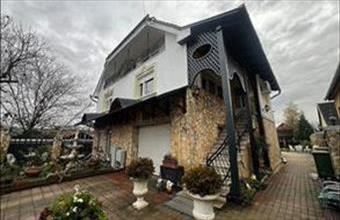 Eladó Gödöllői családi ház hirdetés (91742333)