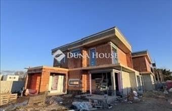 Eladó Vecsési ikerház hirdetés (73793923)