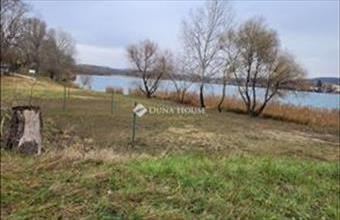 Eladó Esztergomi családi ház hirdetés (45944555)