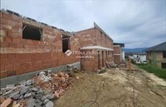 Eladó Váci tégla lakás hirdetés (91357853)