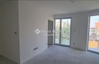 Eladó Budapest XV. kerületi családi ház hirdetés (54942273)