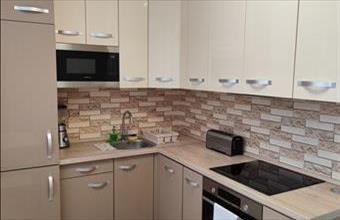 Eladó Váci csúsztatott zsalus lakás hirdetés (32777934)