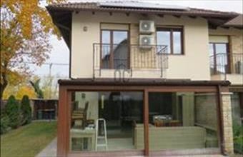 Eladó Budapest XIV. kerületi ikerház hirdetés (93739248)