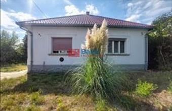 Eladó Tápiószecsői családi ház hirdetés (44447337)