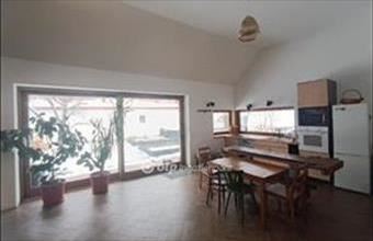 Eladó Sukorói családi ház hirdetés (64123343)