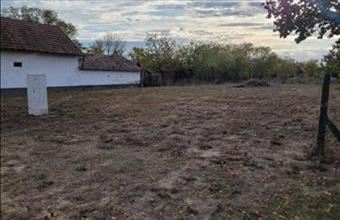 Eladó Törökszentmiklósi lakóövezeti telek hirdetés (44687297)