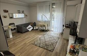 Eladó Kecskeméti tégla lakás hirdetés (57457579)