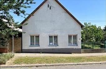 Eladó Paksi családi ház hirdetés (32467555)