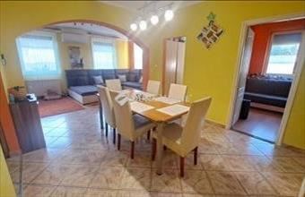 Eladó Üllői ikerház hirdetés (96473245)