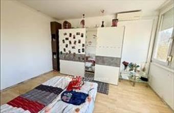 Eladó Szigetszentmiklósi csúsztatott zsalus lakás hirdetés (33946995)