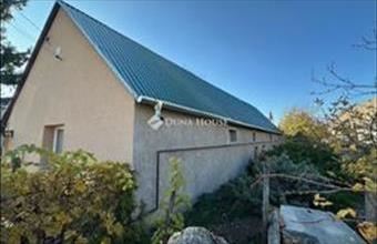 Eladó Csákvári családi ház hirdetés (76638333)