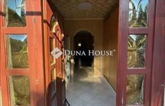 Eladó Pécsi családi ház hirdetés (15467983)