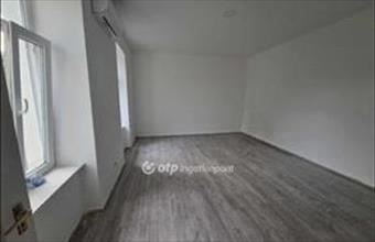 Eladó Tápiószelei tégla lakás hirdetés (64529798)