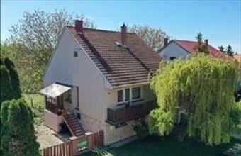 Eladó Pannonhalmai családi ház hirdetés (15596139)