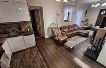 Eladó Tápiószentmártoni családi ház hirdetés (85583842)