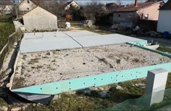 Eladó Veszprémi lakóövezeti telek hirdetés (87324233)