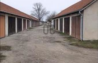 Eladó Nagykőrösi egyedi garázs hirdetés (77757774)
