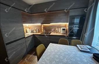 Eladó Székesfehérvári csúsztatott zsalus lakás hirdetés (93983356)