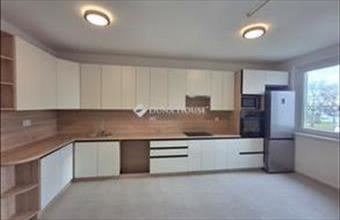 Eladó Debreceni panel lakás hirdetés (24368755)