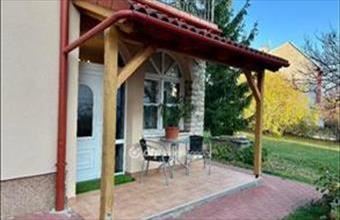 Eladó Balatonfüredi családi ház hirdetés (95323522)