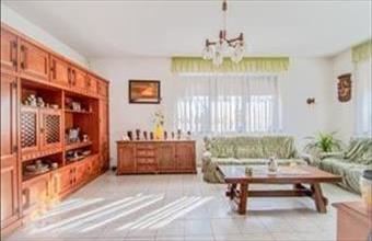 Eladó Budapest XVI. kerületi családi ház hirdetés (96577277)