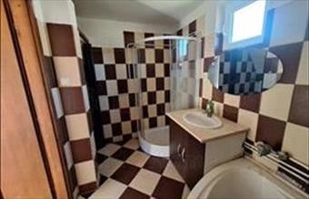 Eladó Kisbajomi családi ház hirdetés (53359193)