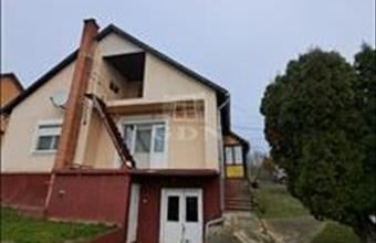 Eladó Balatonkenesei családi ház hirdetés (55477487)