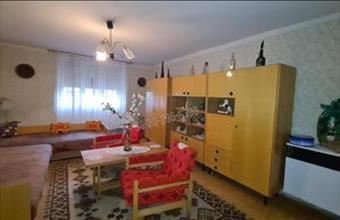 Eladó Dunaújvárosi családi ház hirdetés (44936837)