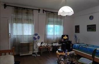 Eladó Kiszombori családi ház hirdetés (17288693)