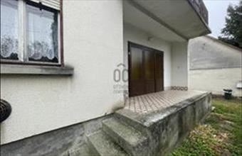 Eladó Balatonkenesei családi ház hirdetés (41799843)