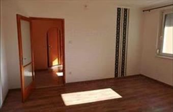 Eladó Veszprémi panel lakás hirdetés (33355734)