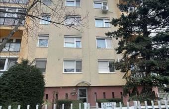 Eladó Győri panel lakás hirdetés (64431543)