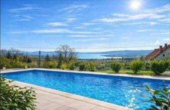 Eladó Balatonalmádi tégla lakás hirdetés (99158159)