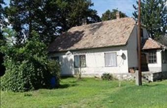 Eladó Dunaalmási kastély hirdetés (19184375)