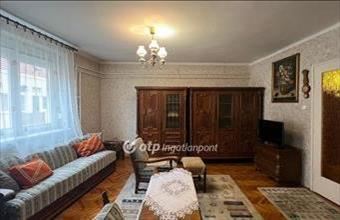 Eladó Egeri tégla lakás hirdetés (37358298)