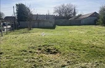 Eladó Izsáki lakóövezeti telek hirdetés (49725776)