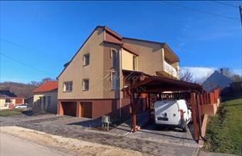 Eladó Bakonyszentkirályi családi ház hirdetés (39432571)