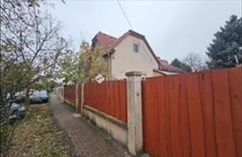 Eladó Budapest IV. kerületi családi ház hirdetés (77713543)