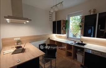 Eladó Budapest XXII. kerületi családi ház hirdetés (38223276)