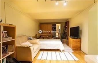 Eladó Budapest VI. kerületi tégla lakás hirdetés (67935374)