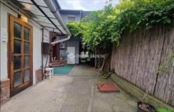 Eladó Budapest XV. kerületi házrész hirdetés (96953374)