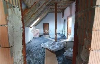 Eladó Veresegyházi családi ház hirdetés (73447359)