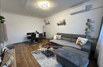 Eladó Nyíregyházai csúsztatott zsalus lakás hirdetés (43345234)