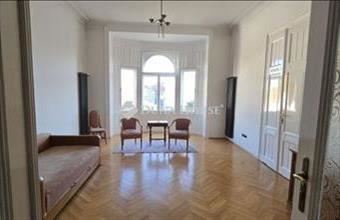 Eladó Budapest VI. kerületi tégla lakás hirdetés (68774787)