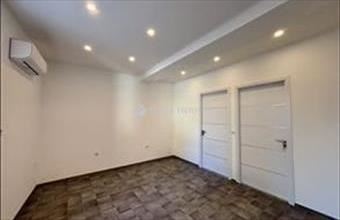 Eladó Esztergomi családi ház hirdetés (85493441)