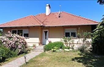 Eladó Tahitótfalui családi ház hirdetés (13874667)