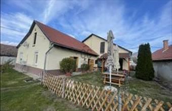 Eladó Márianosztrai családi ház hirdetés (32277699)