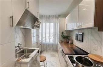 Eladó Váci tégla lakás hirdetés (53554372)