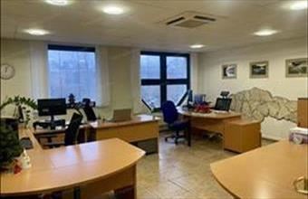 Eladó Tatabányai iroda irodaházban hirdetés (54735554)